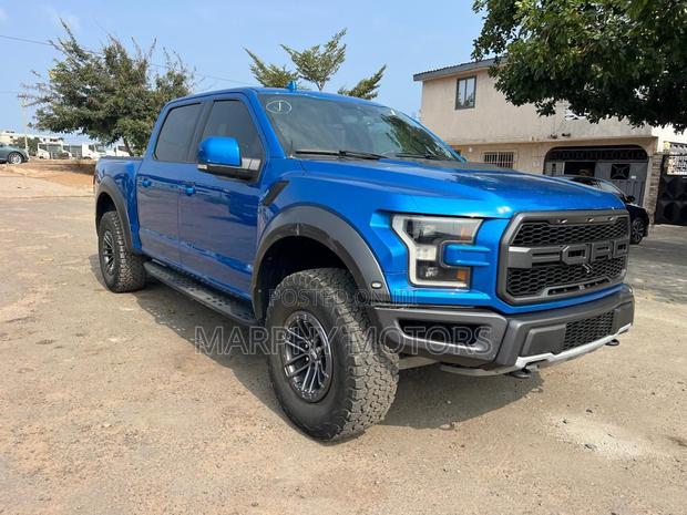 Ford F-150 Raptor 2023 Blue