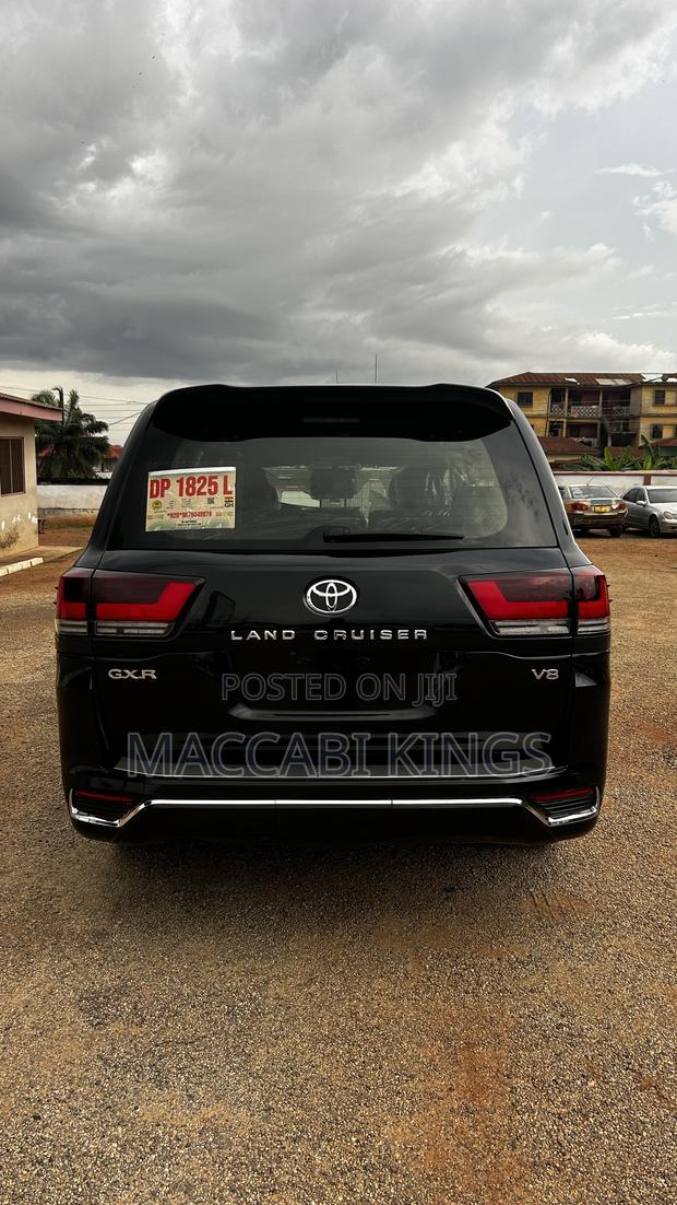 Toyota Land Cruiser 5.7 V8 GXR 2020 Black