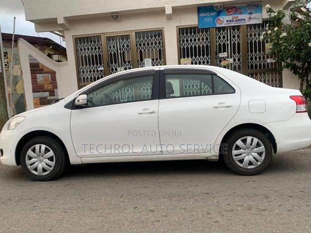 Toyota Belta 2010 White