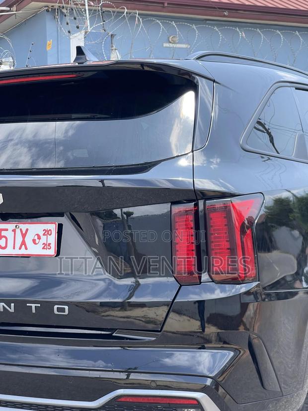 Kia Sorento 2022 Black