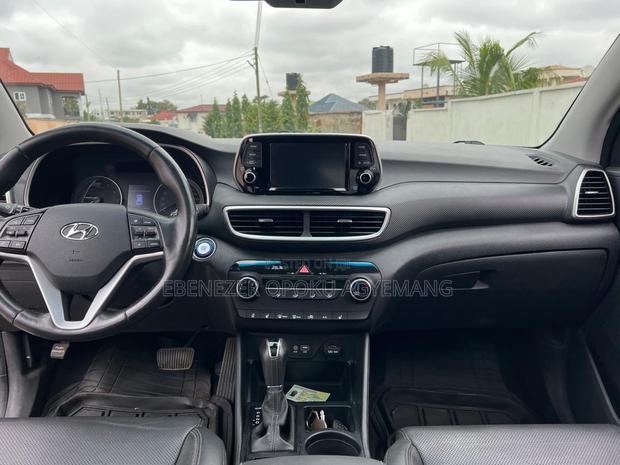 Hyundai Tucson Limited 2021 Black