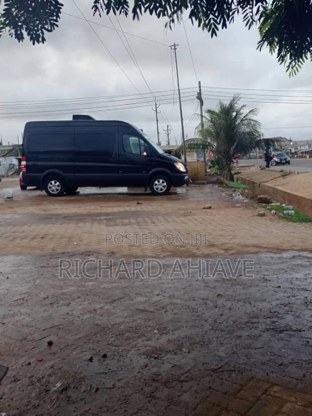 Mercedes-Benz Sprinter 2012 Black