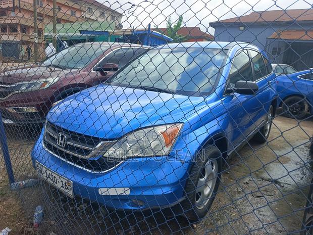 Honda CR-V 2010 Blue