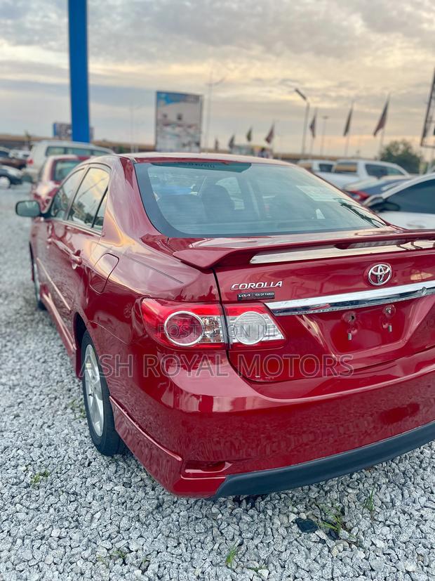 Toyota Corolla S 4dr Sedan (1.8L 4cyl 4A) 2013 Red