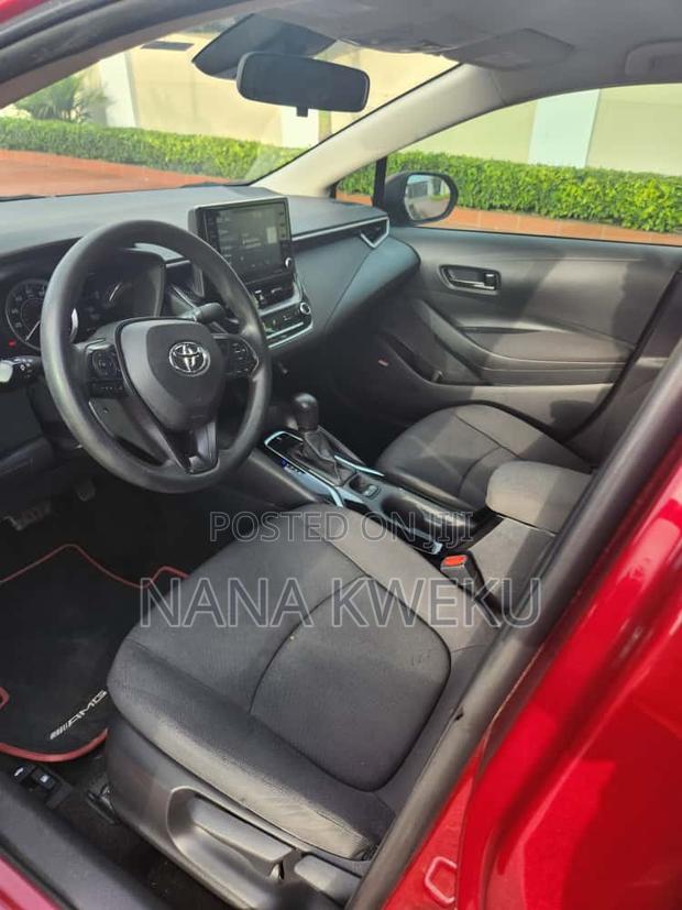 Toyota Corolla SE 2022 Red