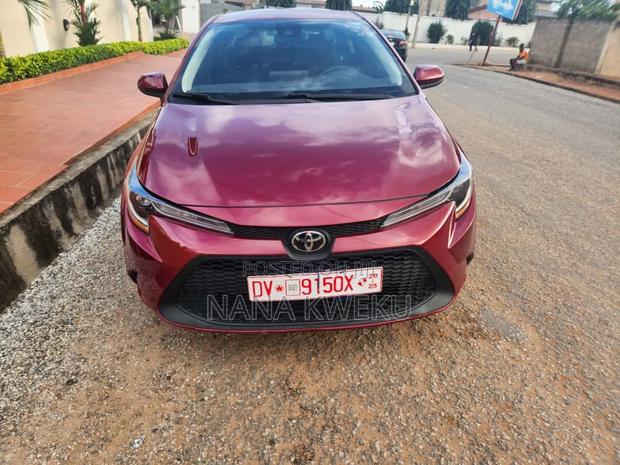 Toyota Corolla SE 2022 Red