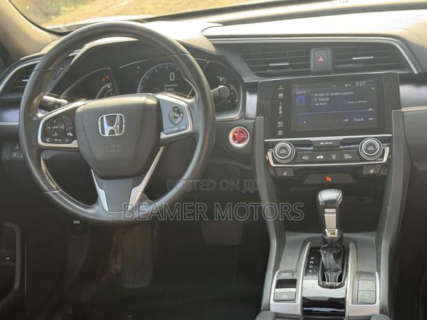 Honda Civic EX-T 4dr Sedan (1.5L 4cyl) 2016 Silver