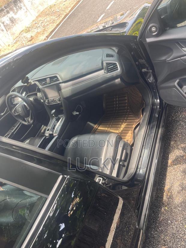 Honda Civic Touring 4dr Sedan (1.5L 4cyl) 2017 Black