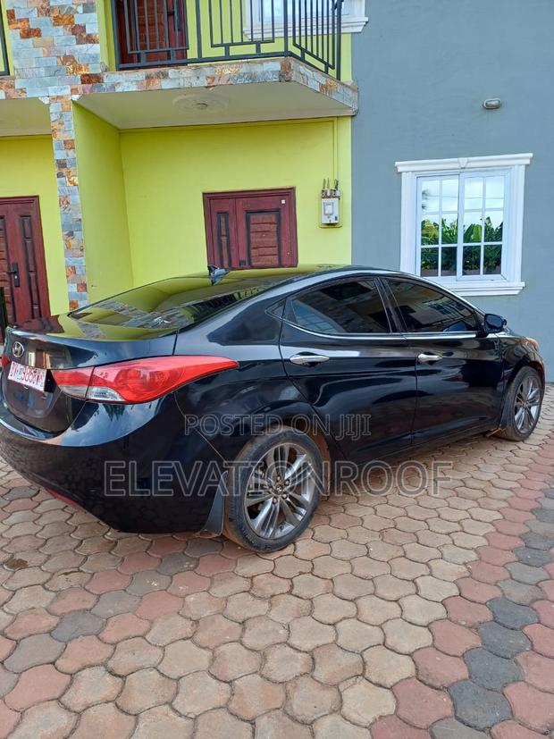 Hyundai Elantra Limited Sedan FWD (1.8L 4cyl 6A) 2013 Black