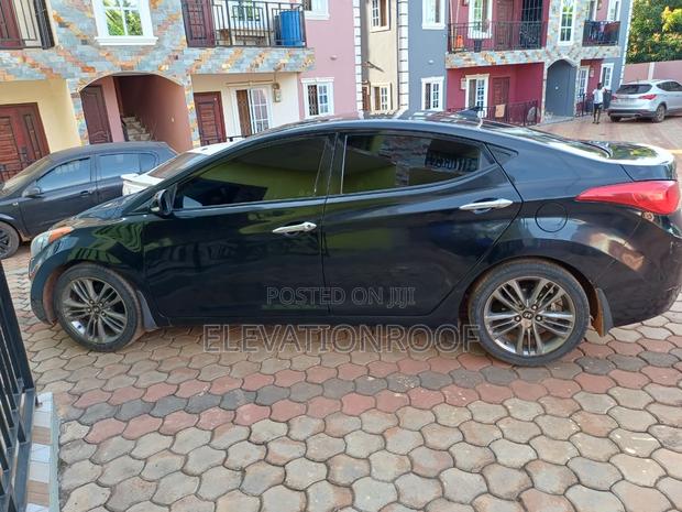 Hyundai Elantra Limited Sedan FWD (1.8L 4cyl 6A) 2013 Black