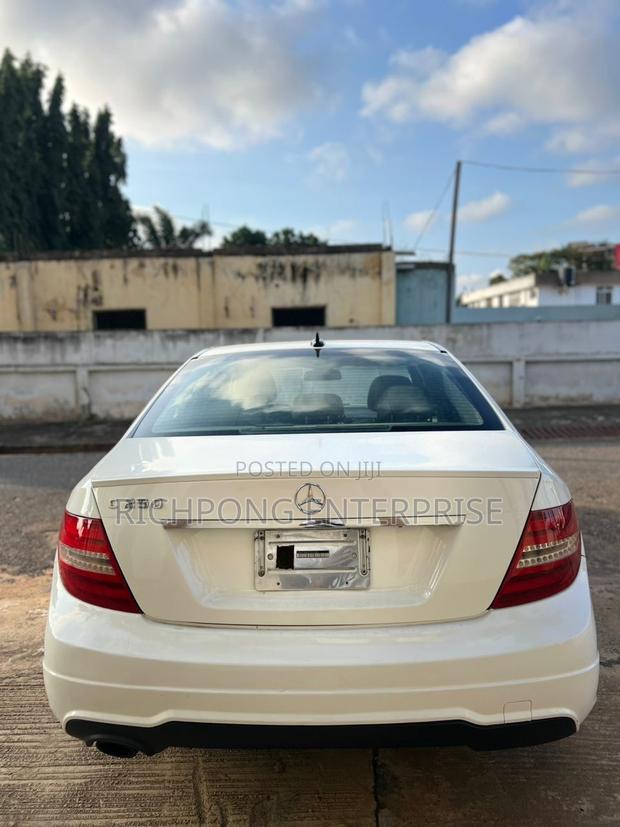 Mercedes-Benz C250 2014 White