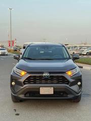 Toyota RAV4 XLE AWD 2020 Gray for sale
