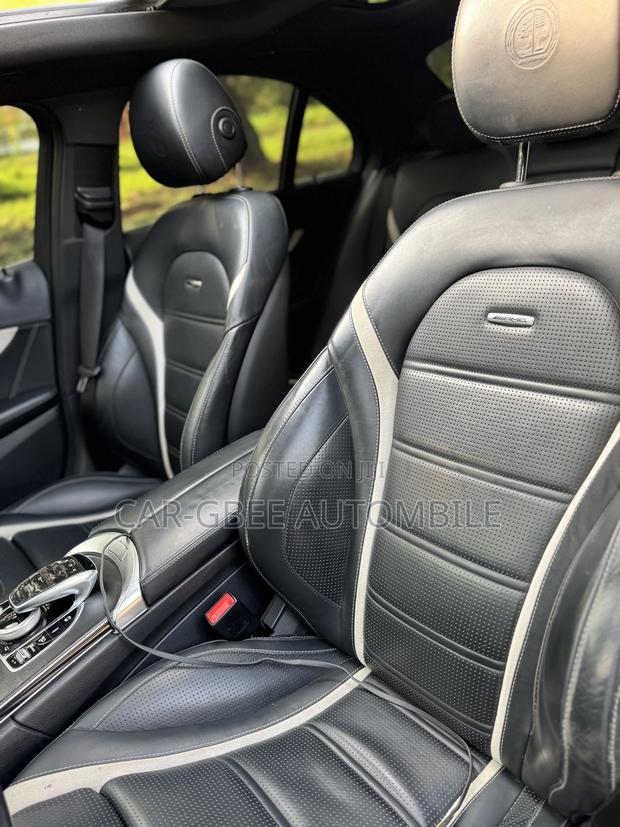 Mercedes-Benz C63 S RWD Sedan (4.0L V8 7A) 2017 Black