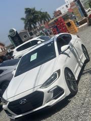 Hyundai Elantra Sport 2018 White for sale