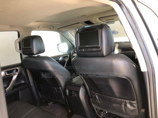Lexus GX 2014 Silver