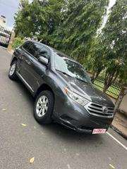 Toyota Highlander 2.7L 2WD 2013 Gray for sale