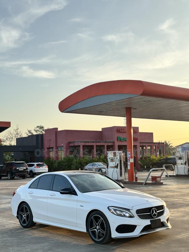 Mercedes-Benz C43 4Matic Sedan AWD (3.0L V6 9AM) 2017 White