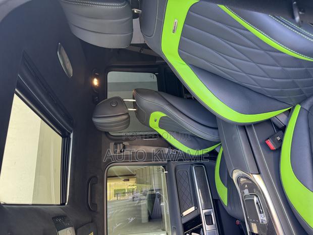 New Mercedes-Benz G-Class 2025 Green