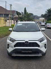 Toyota RAV4 Limited FWD 2020 White for sale