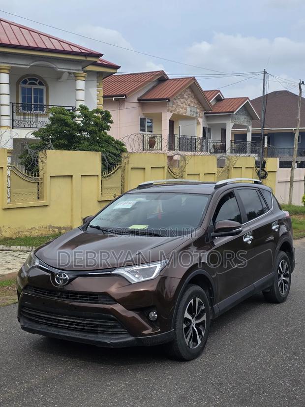 Toyota RAV4 Limited AWD (2.5L 4cyl 6A) 2016 Brown
