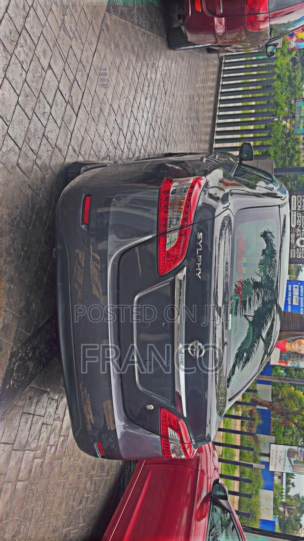 Nissan Sentra S 2016 Gray