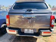 Mitsubishi L200 Double Cab 2.2 4WD 2020 Brown for sale