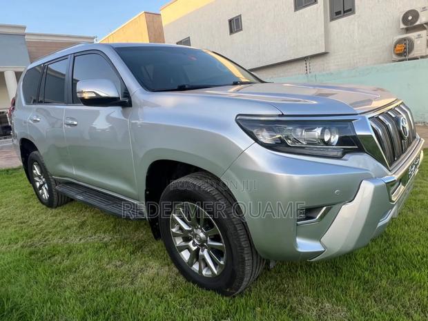 Toyota Land Cruiser Prado 2.7 2019 Silver