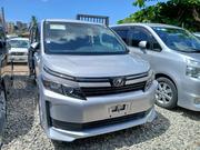 Toyota Voxy 2015 Silver for sale
