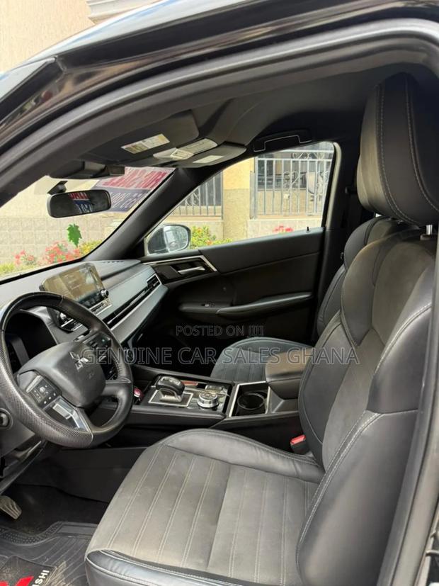 Mitsubishi Outlander Sport SE 2023 Black