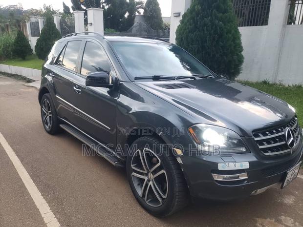 Mercedes-Benz M Class ML 350 AWD 4Matic (3.5L V6 7A) 2006 Gray