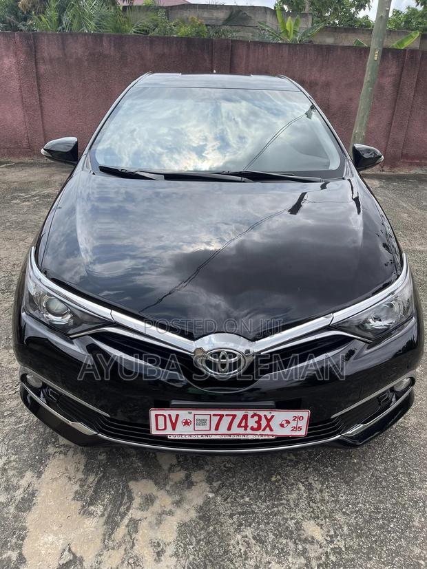 Toyota Corolla LE Eco 4dr Sedan (1.8L 4cyl CVT) 2016 Black