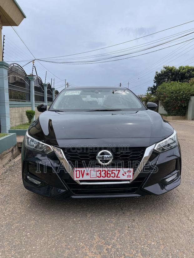 Nissan Sentra 2021 Black