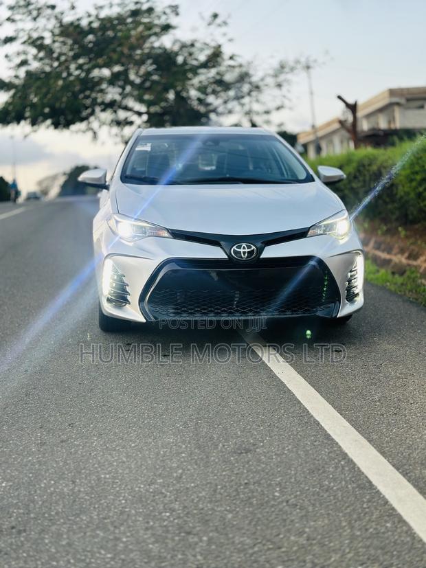 Toyota Corolla 2016 Silver