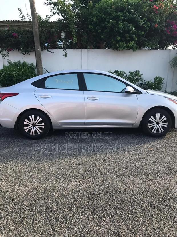 Hyundai Accent 2020 Silver
