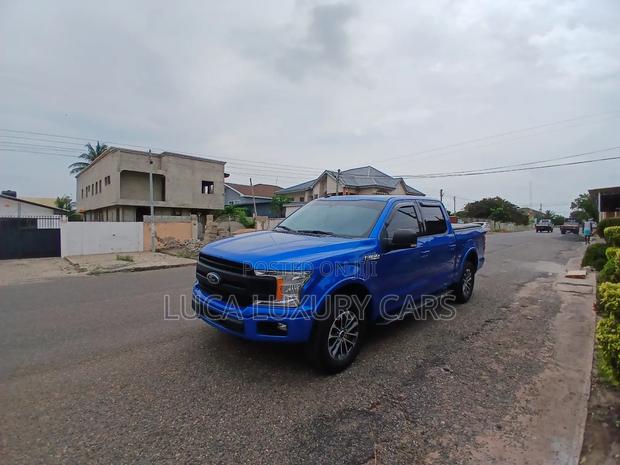 Ford F-150 2020 Blue