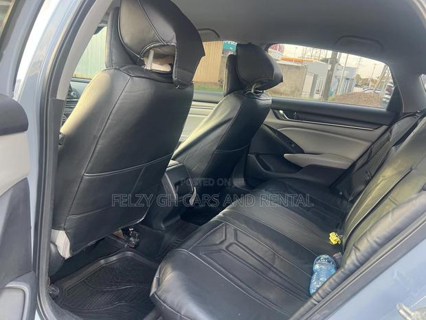 Honda Accord Sport (2.0L 4cyl Turbo 10A) 2019 Blue