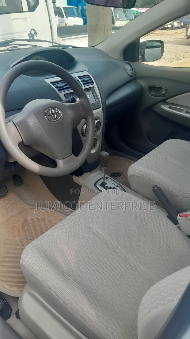 Toyota Belta 2010 White