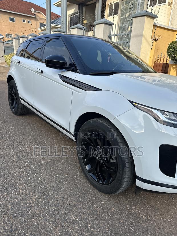 Land Rover Range Rover Evoque R-Dynamic SE AWD 2020 White