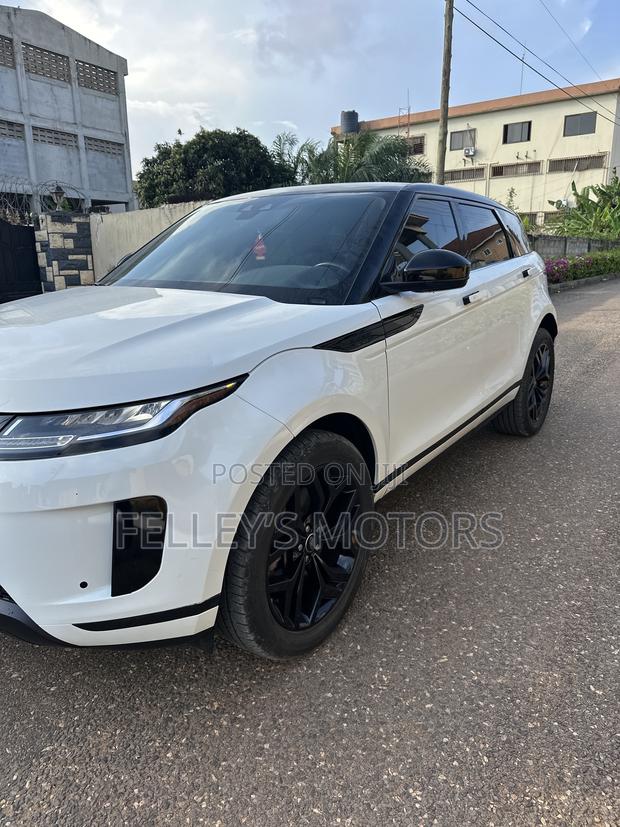 Land Rover Range Rover Evoque R-Dynamic SE AWD 2020 White