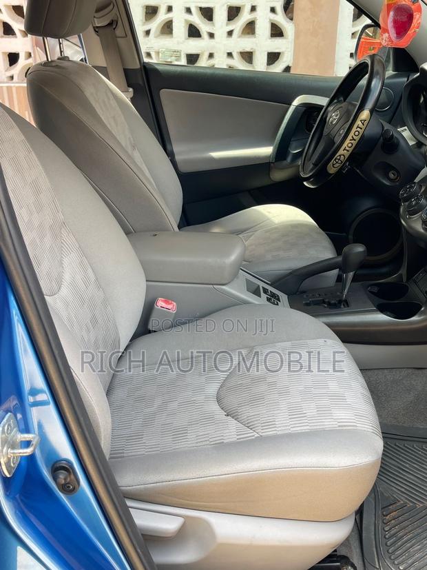 Toyota RAV4 2.5 4x4 2012 Blue