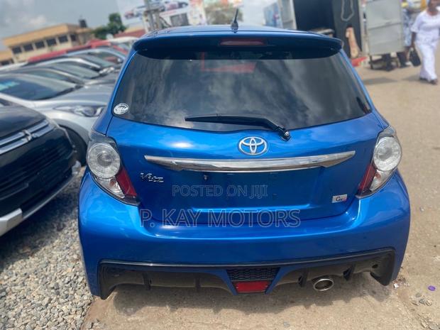 Toyota Vitz 1.5 FWD 3dr 2015 Blue