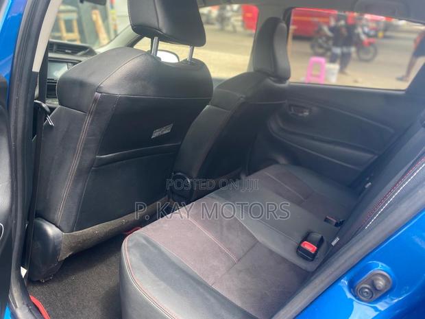 Toyota Vitz 1.5 FWD 3dr 2015 Blue