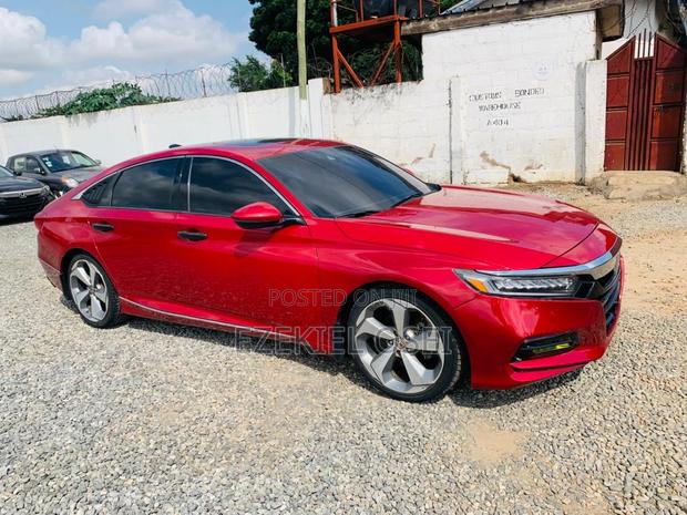 Honda Accord Sport (2.0L 4cyl Turbo 6M) 2019 Red