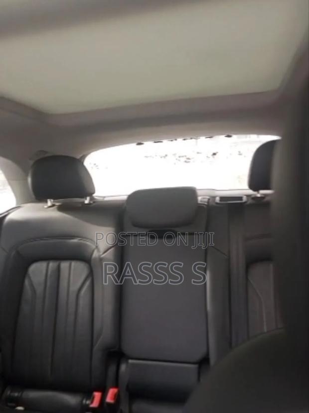 Audi Q5 2.0T Premium AWD quattro 2018 Black