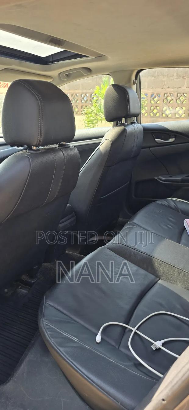 Honda Civic EX-L Sedan 2018 Gray