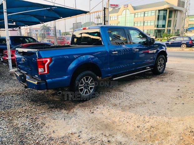 Ford F-150 2017 Blue