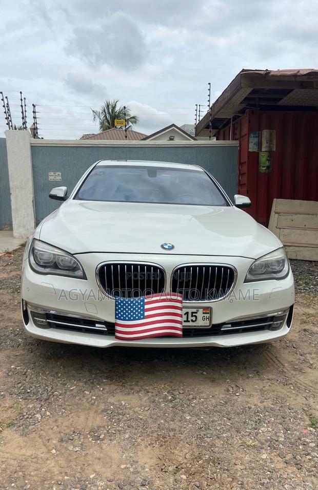 BMW 7 Series 750Li xDrive 4dr Sedan AWD (4.4L 8cyl Turbo 8A) 2014 White