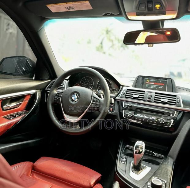 BMW 330i 2018 White