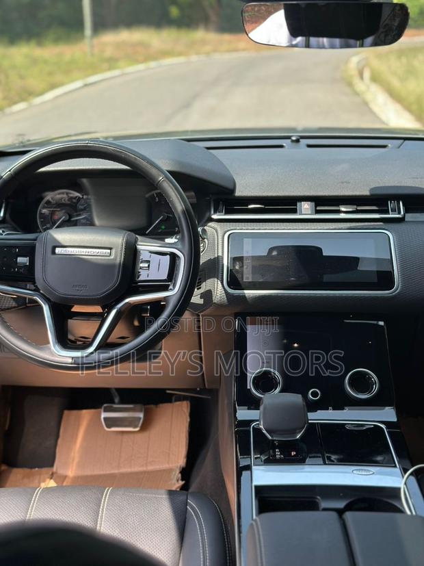 Land Rover Range Rover Velar R-Dynamic S 2022 Gray