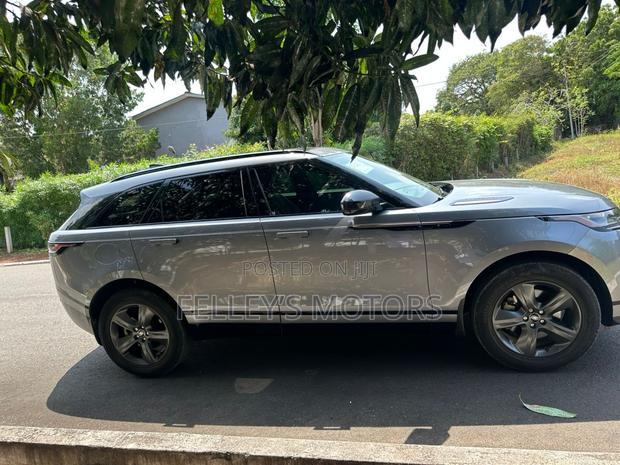Land Rover Range Rover Velar R-Dynamic S 2022 Gray